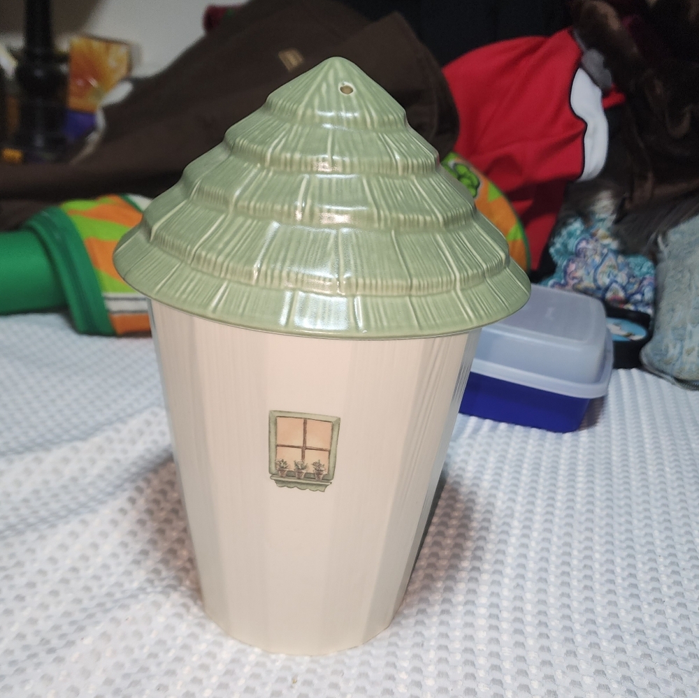 PFALTZGRAFF EUC NATUREWOOD BIRDHOUSE COOKIE JAR